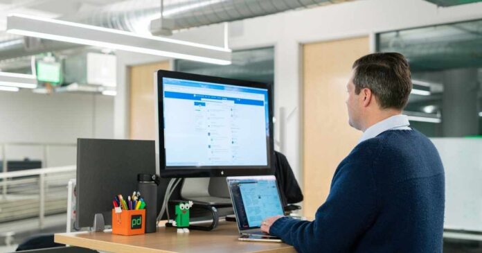 LinkedIn Video-Reichweite steigt massiv-Warum Unternehmen jetzt umdenken müssen-Socialmedia aktuell